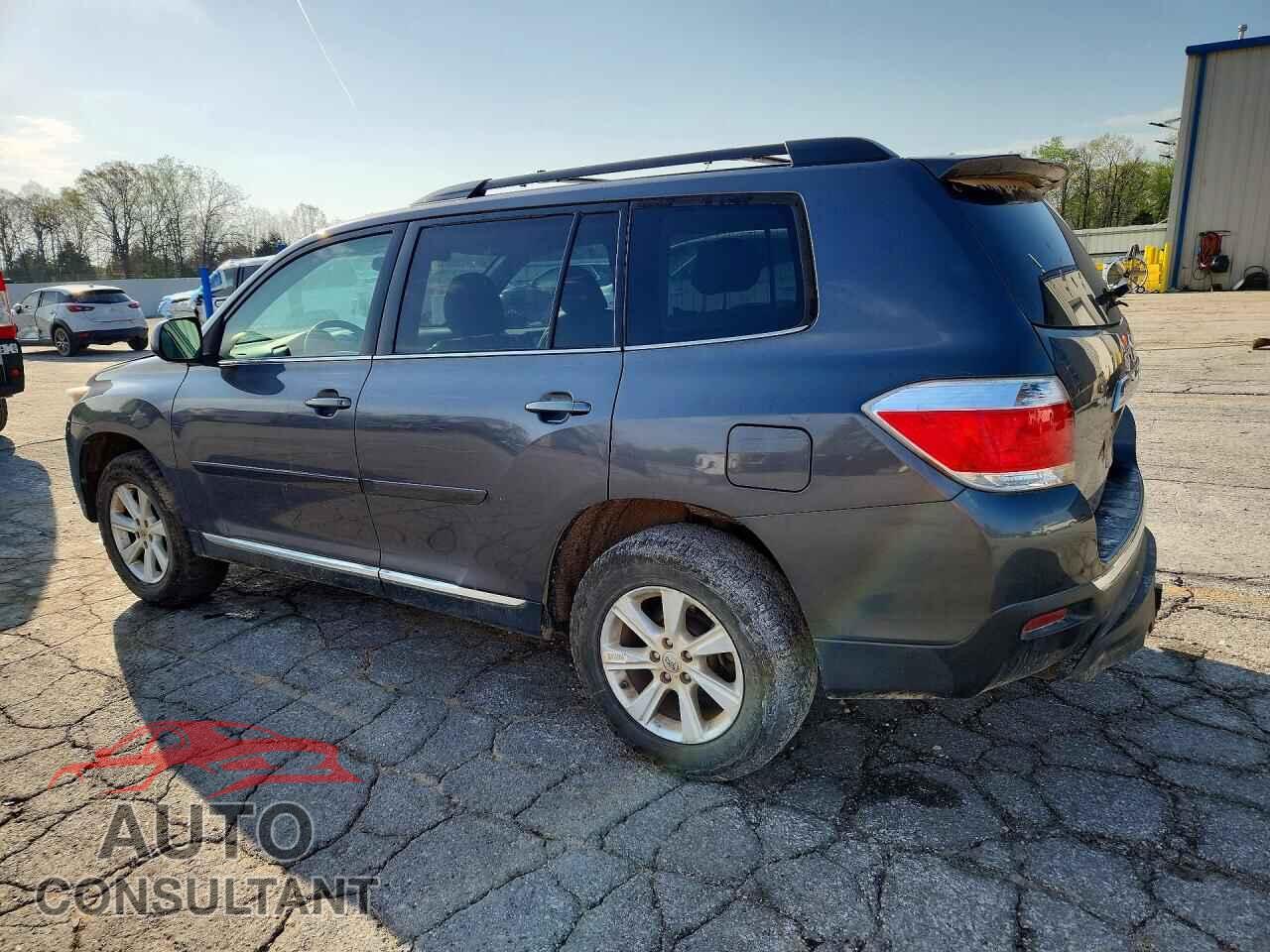 TOYOTA HIGHLANDER 2012 - 5TDBK3EH5CS169452