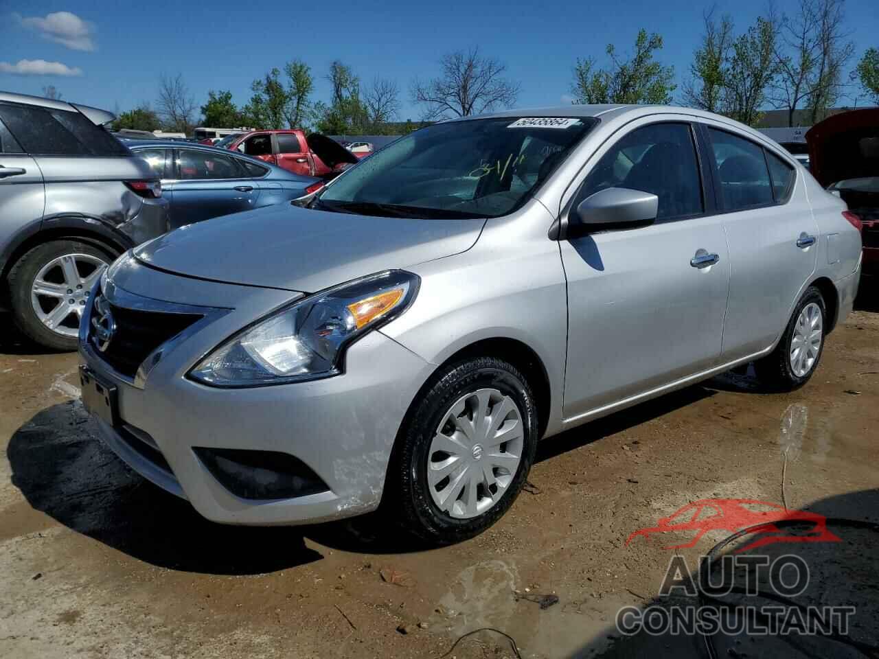 NISSAN VERSA 2018 - 3N1CN7AP9JL879072