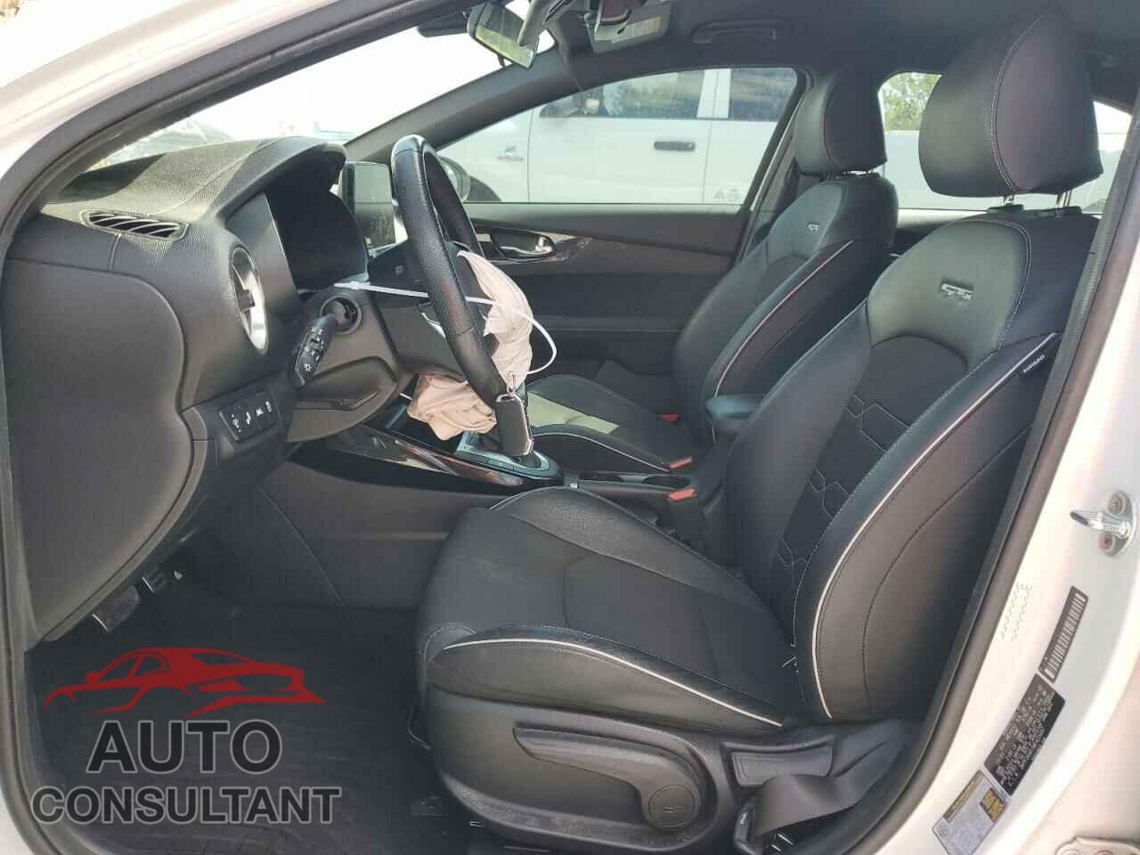 KIA FORTE 2021 - 3KPF34AD1ME423497
