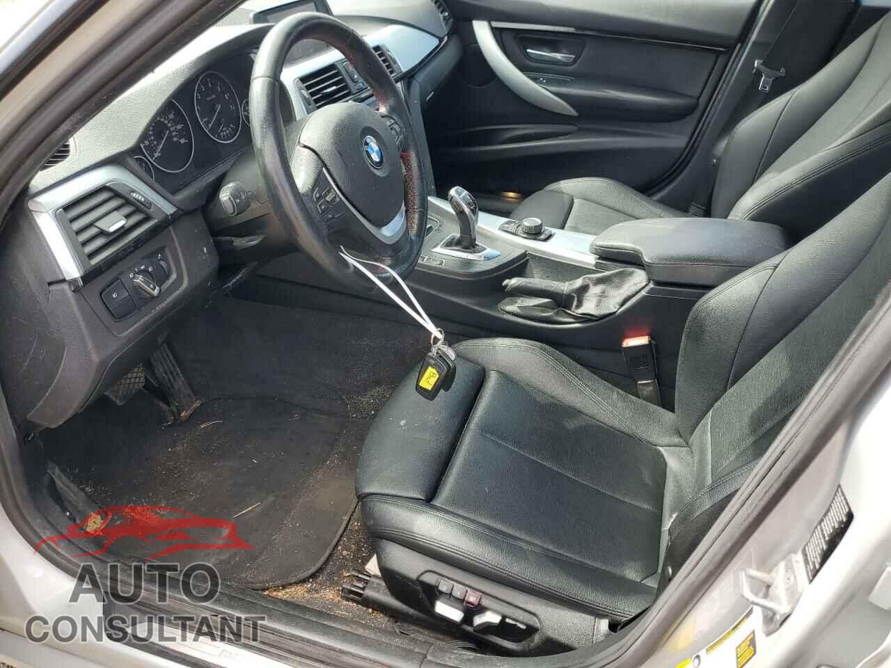 BMW 3 SERIES 2016 - WBA8E3G55GNU03358