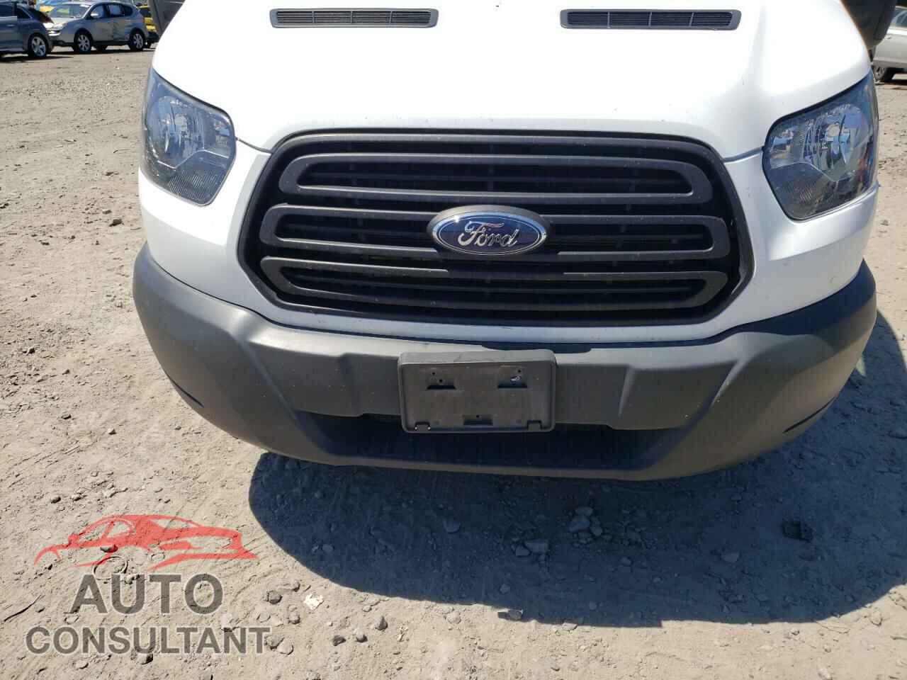 FORD TRANSIT 2019 - 1FTYR2CM0KKA83021