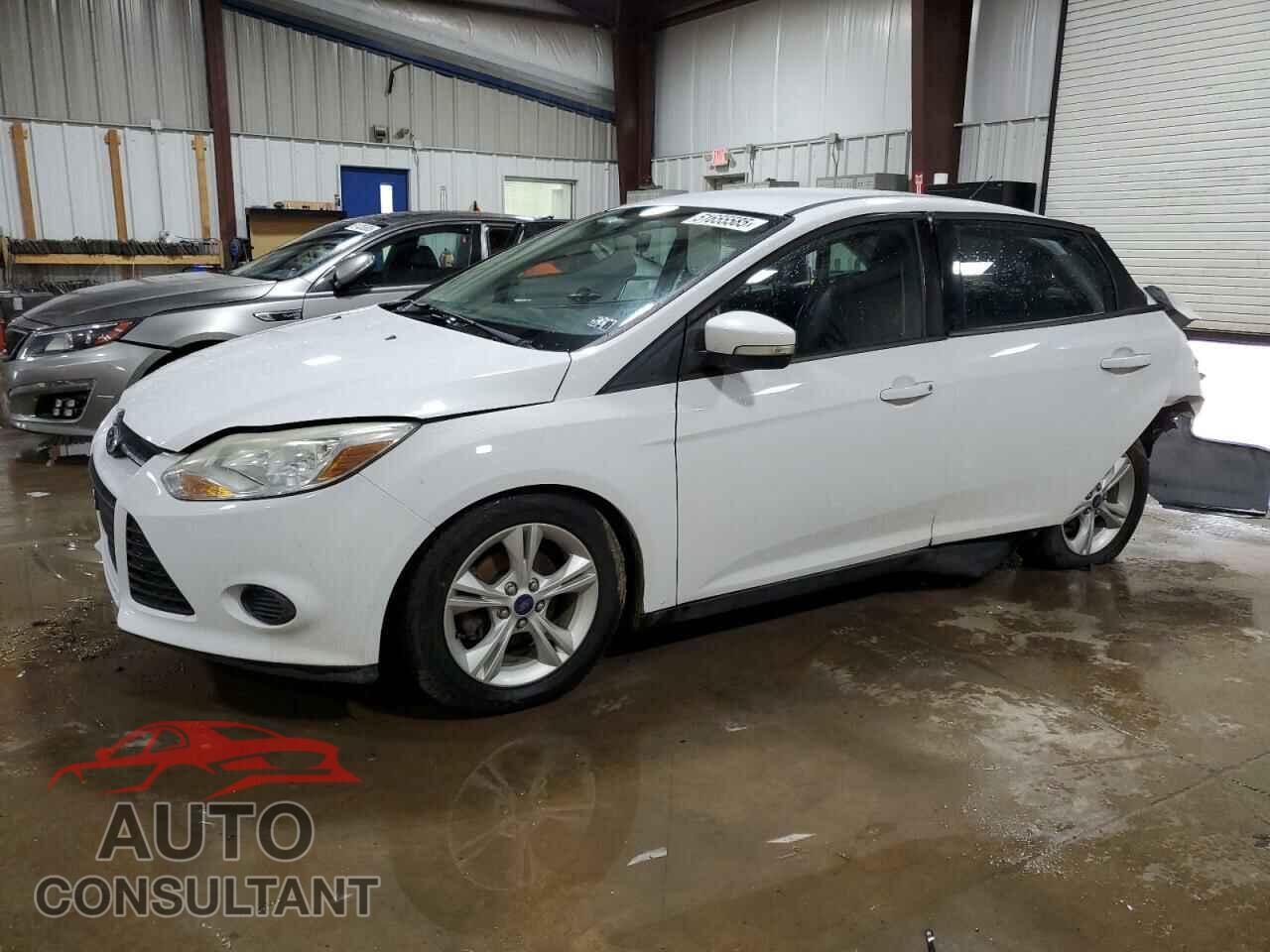 FORD FOCUS 2014 - 1FADP3F22EL424721
