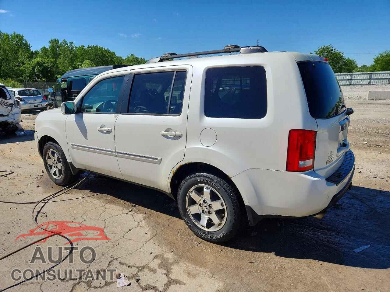 HONDA PILOT 2011 - 5FNYF4H9XBB018344