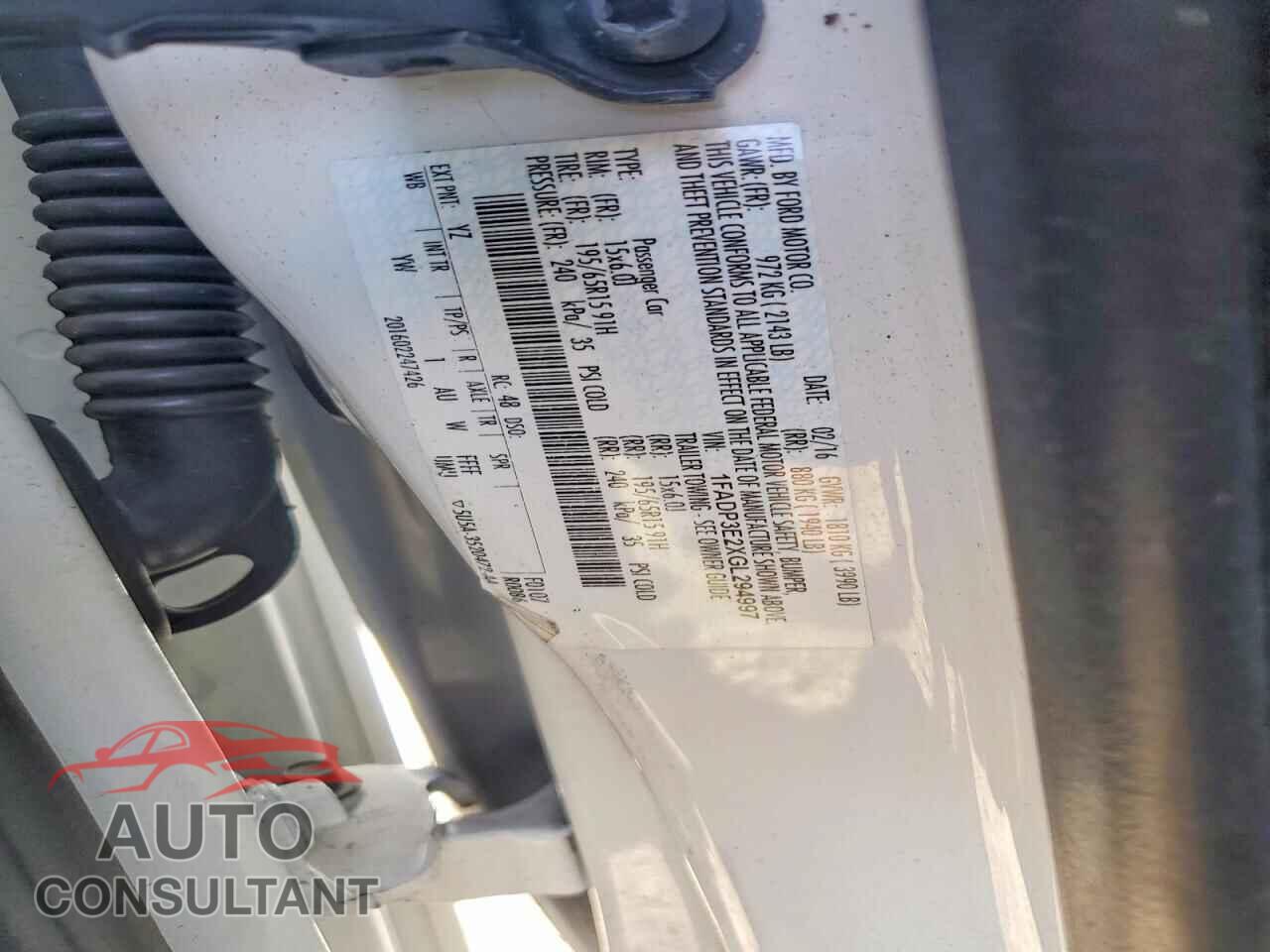 FORD FOCUS 2016 - 1FADP3E2XGL294997