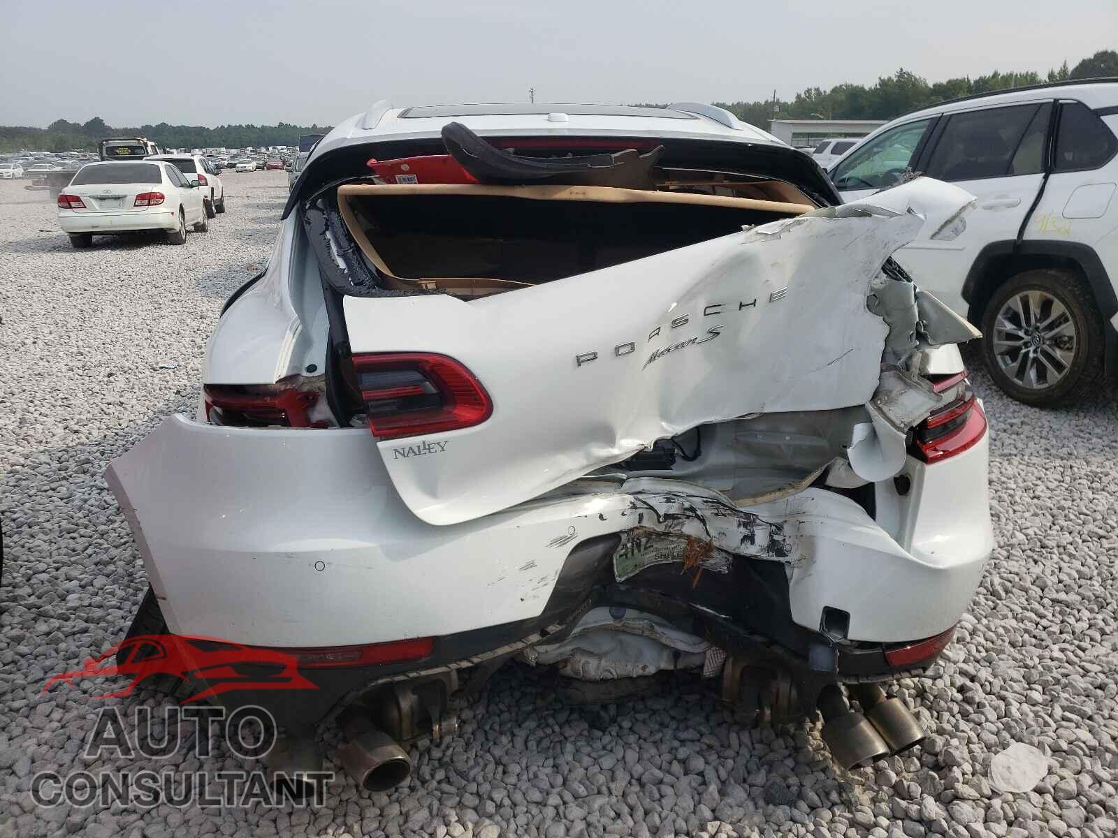PORSCHE MACAN 2016 - WP1AB2A58GLB47646