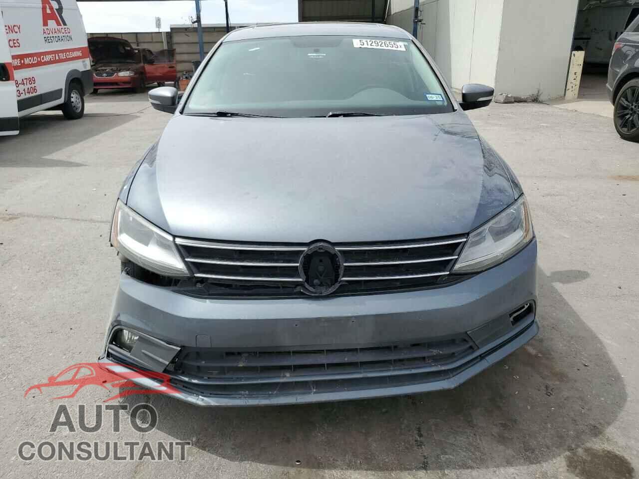 VOLKSWAGEN JETTA 2017 - 3VWDB7AJ8HM259367