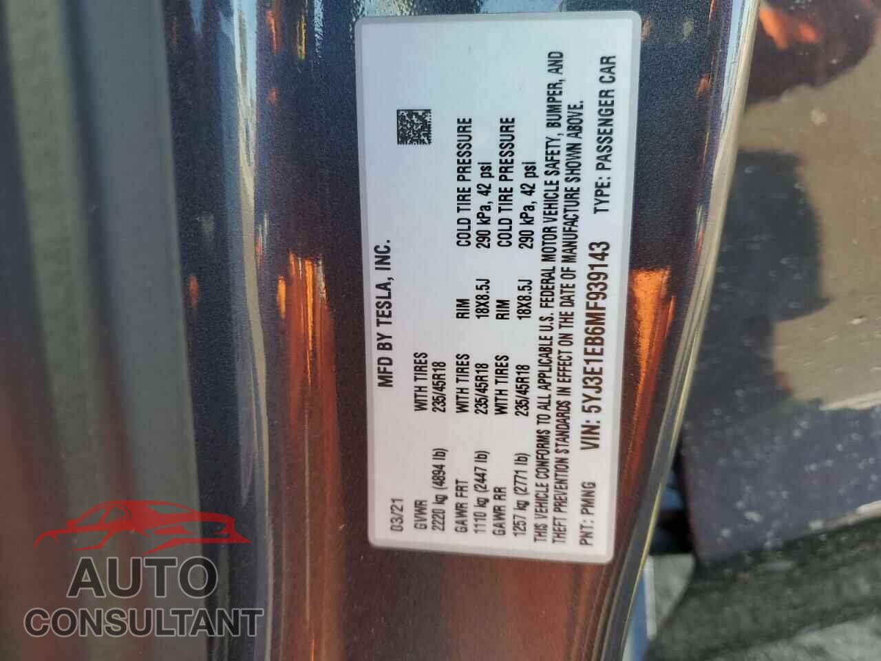 TESLA MODEL 3 2021 - 5YJ3E1EB6MF939143