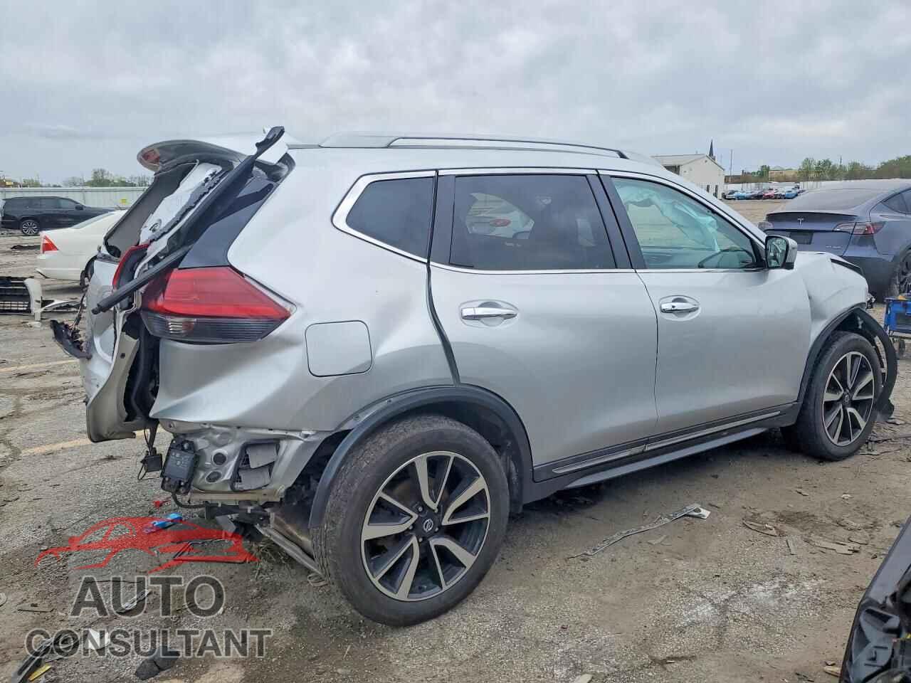 NISSAN ROGUE 2019 - 5N1AT2MV9KC823407