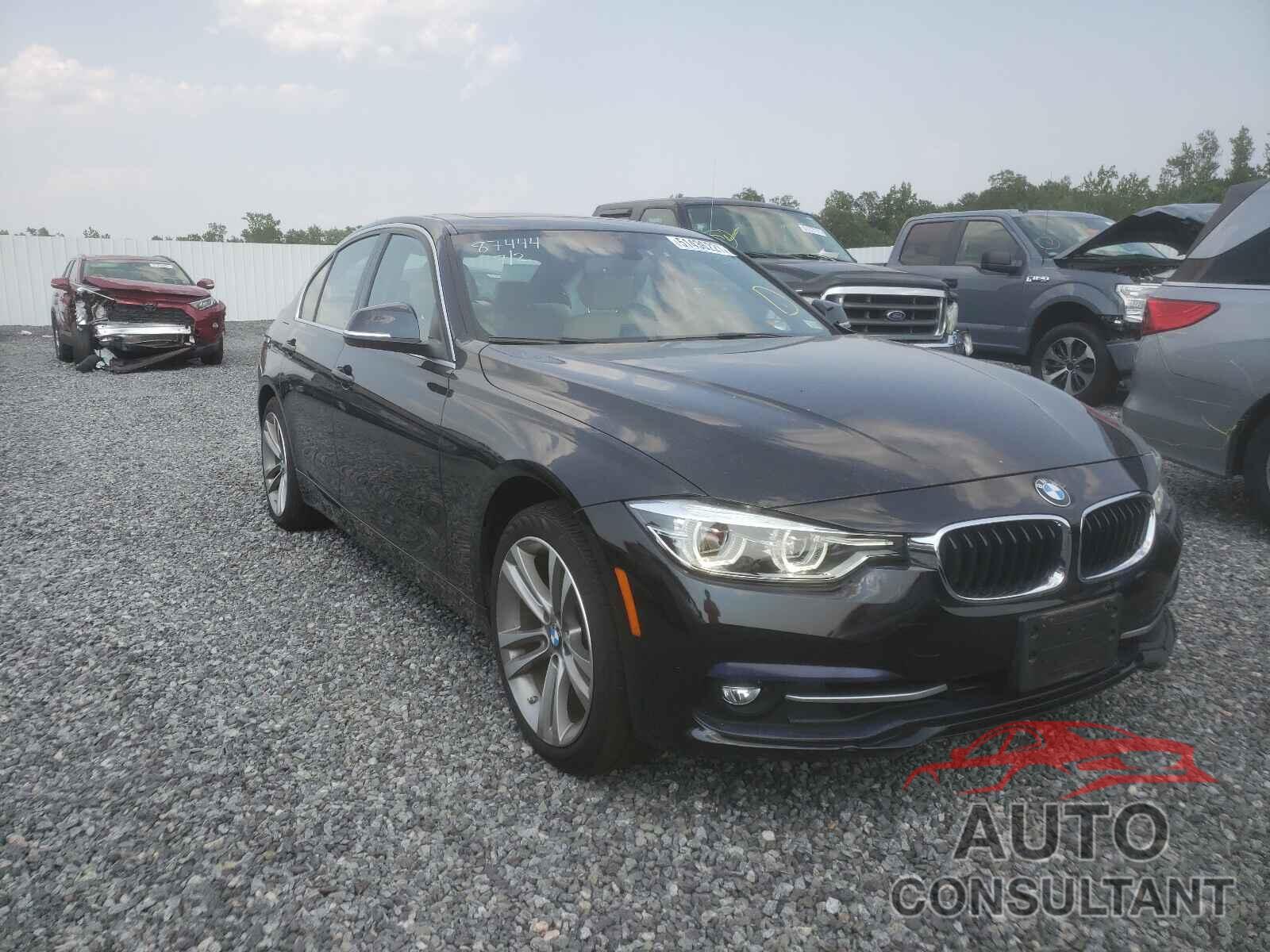 BMW 3 SERIES 2018 - WBA8D9G52JNU70626