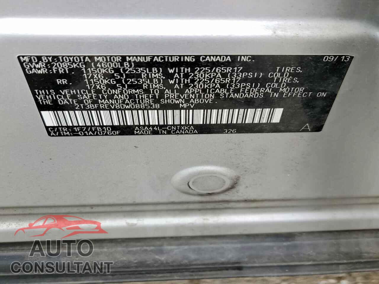 TOYOTA RAV4 2013 - 2T3BFREV8DW088538