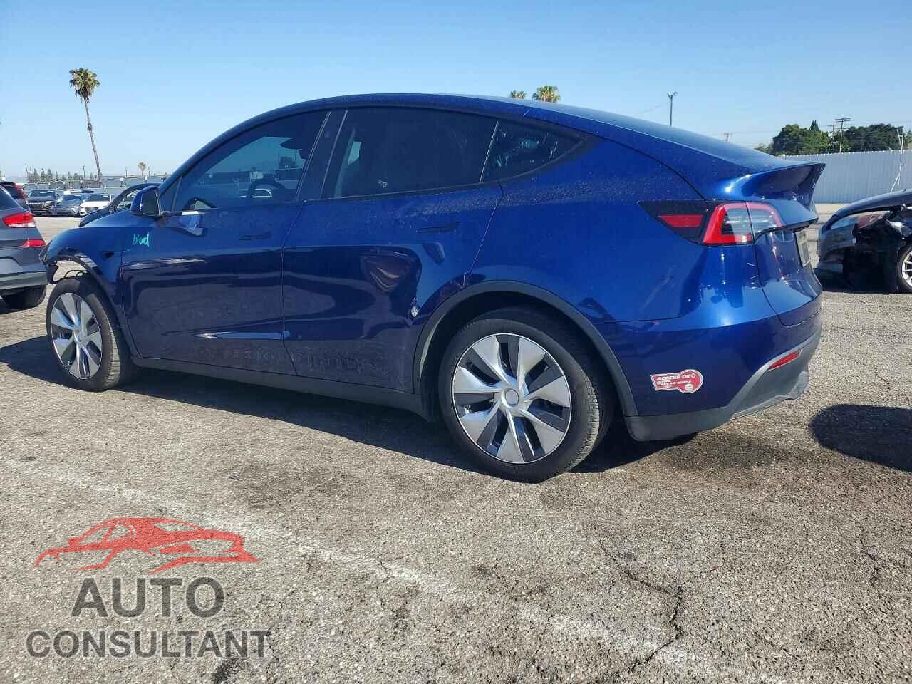 TESLA MODEL Y 2024 - 7SAYGDEE3RA230687