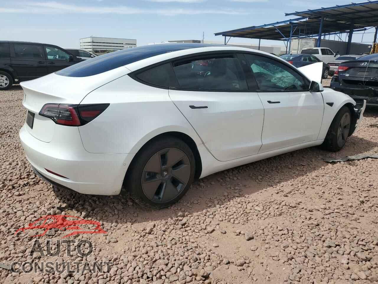 TESLA MODEL 3 2021 - 5YJ3E1EA5MF100477