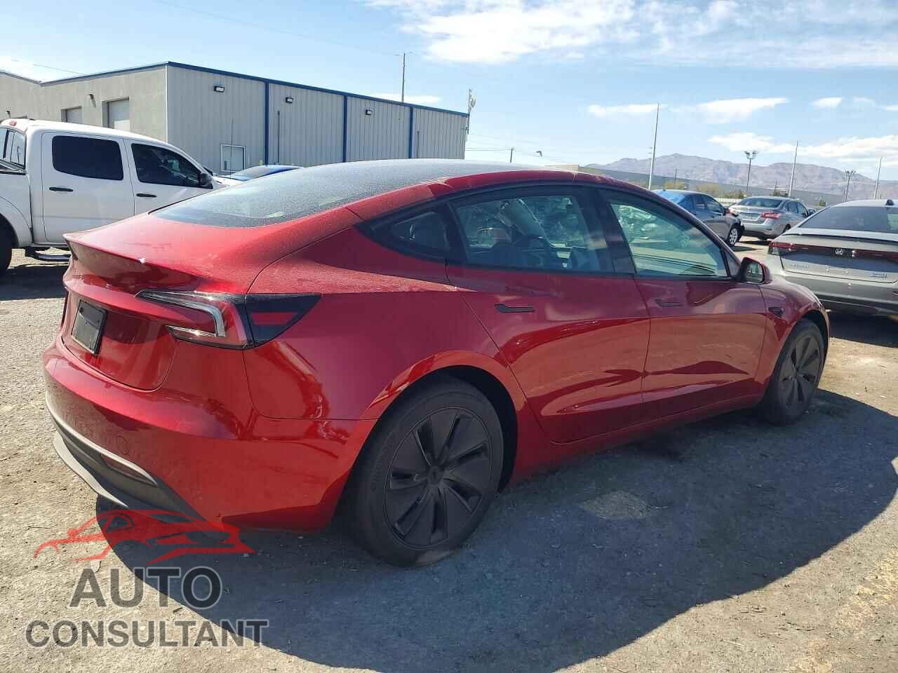 TESLA MODEL 3 2024 - 5YJ3E1EA9RF718084