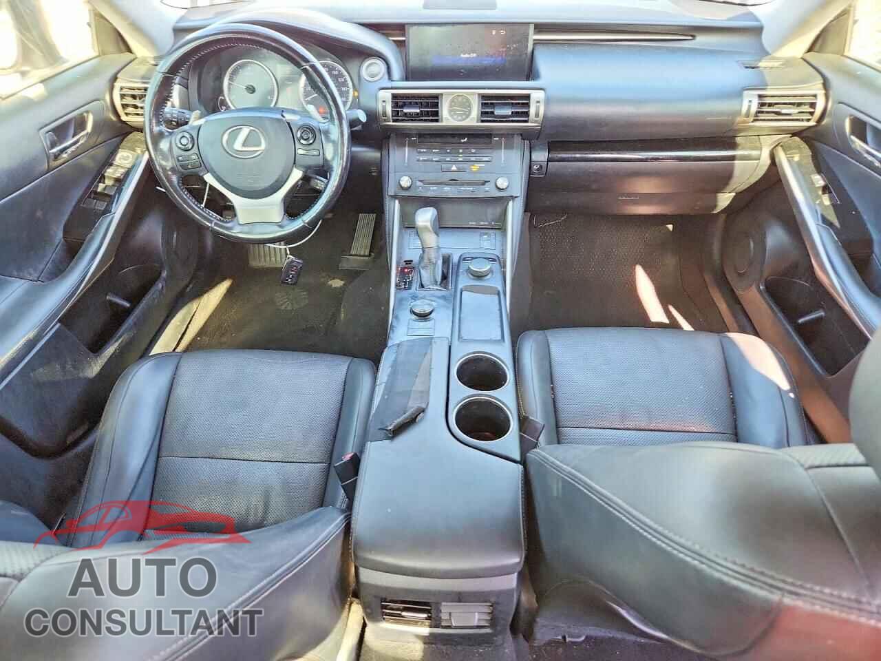 LEXUS IS 2015 - JTHCF1D23F5025174