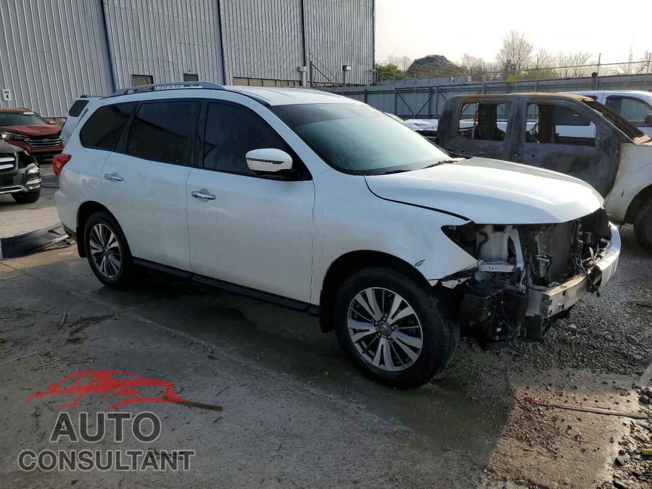 NISSAN PATHFINDER 2017 - 5N1DR2MM4HC676666