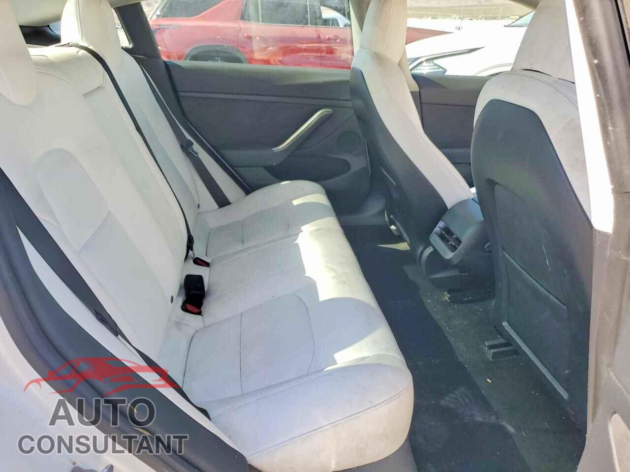 TESLA MODEL 3 2021 - 5YJ3E1EB3MF091416