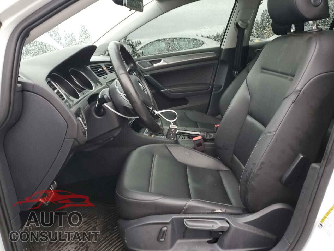 VOLKSWAGEN GOLF 2017 - 3VWH17AU4HM543741