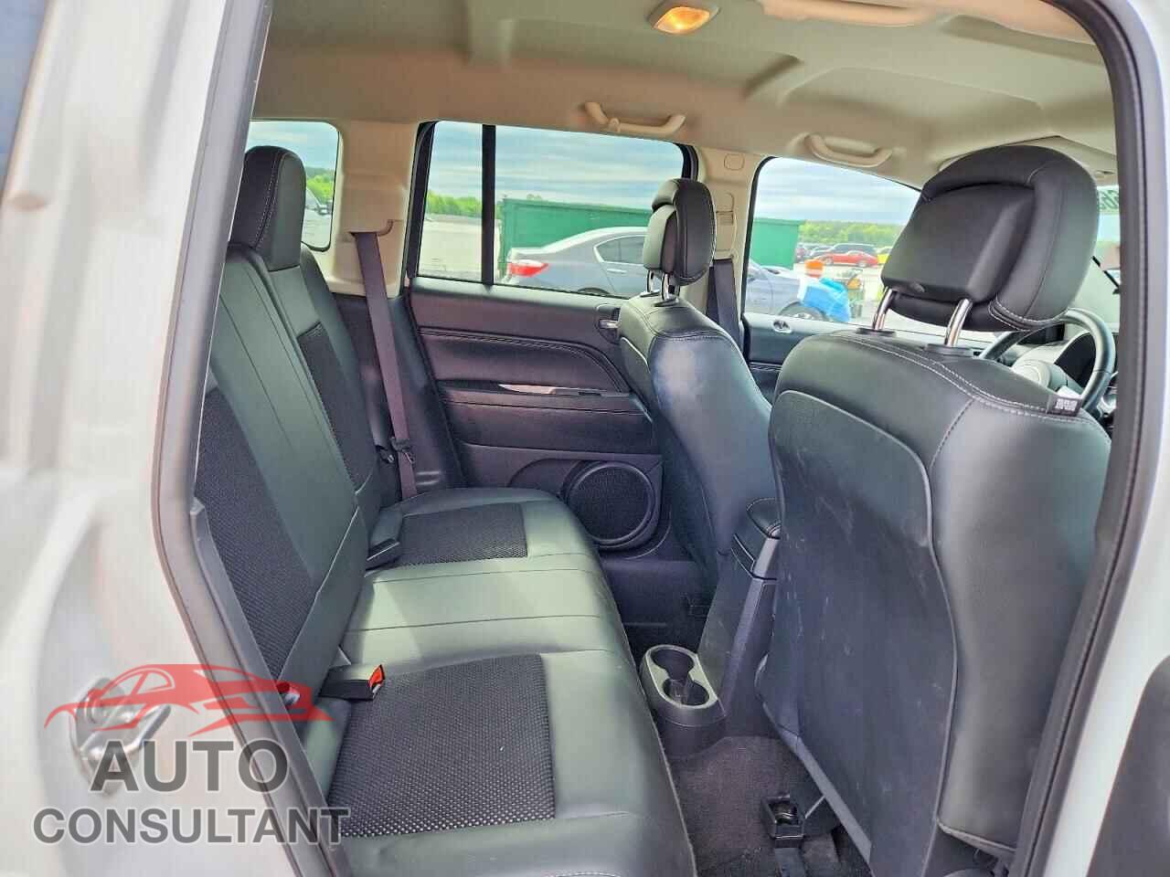 JEEP COMPASS 2017 - 1C4NJCEA8HD212901