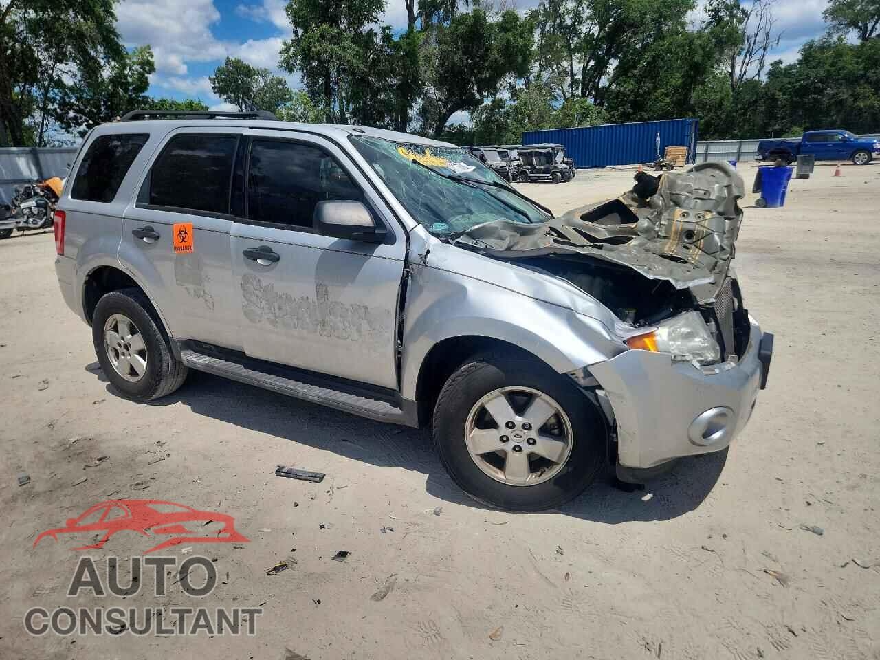 FORD ESCAPE 2011 - 1FMCU0D75BKC60261