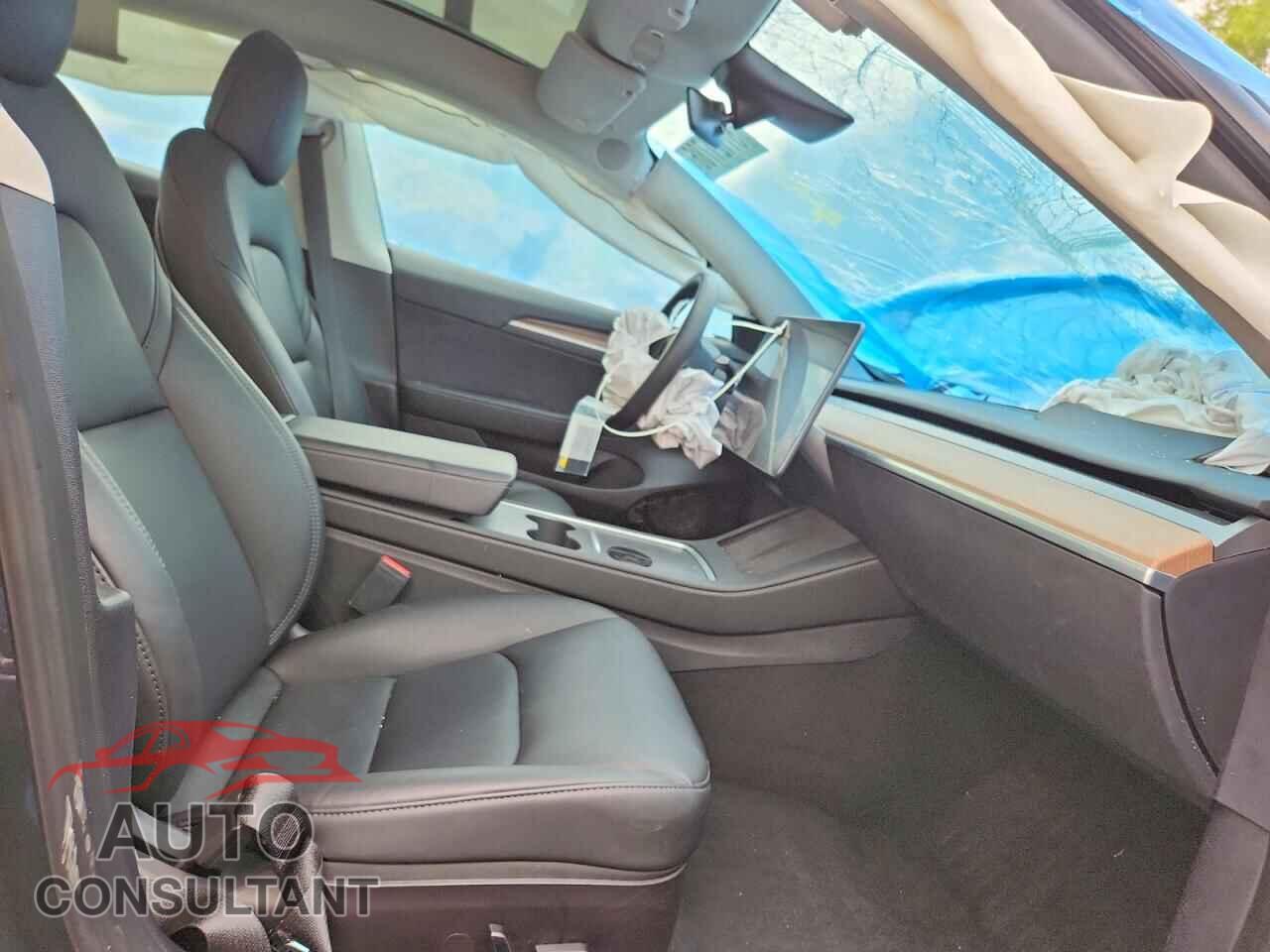 TESLA MODEL 3 2023 - 5YJ3E1EAXPF408376