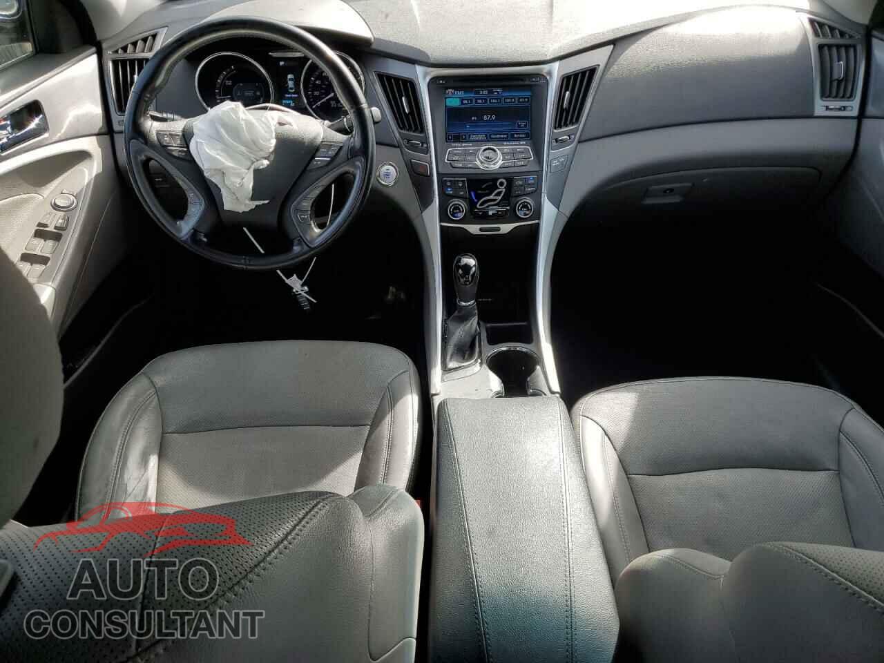 HYUNDAI SONATA 2014 - KMHEC4A45EA108326