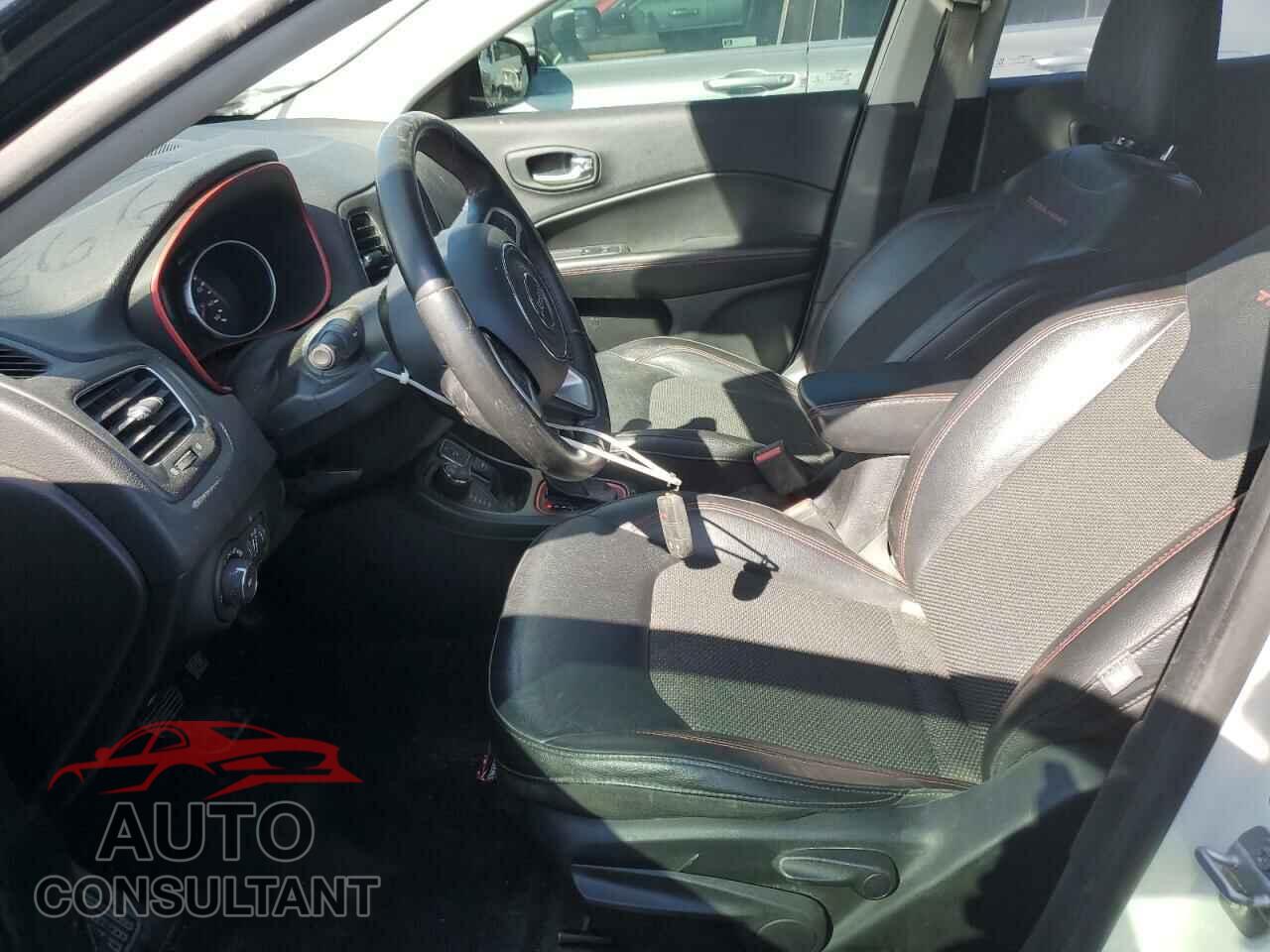 JEEP COMPASS 2019 - 3C4NJDDB8KT791261
