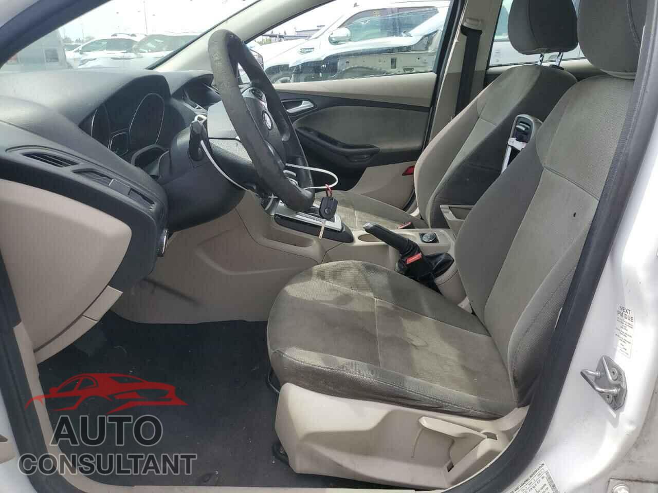 FORD FOCUS 2014 - 1FADP3F28EL301537