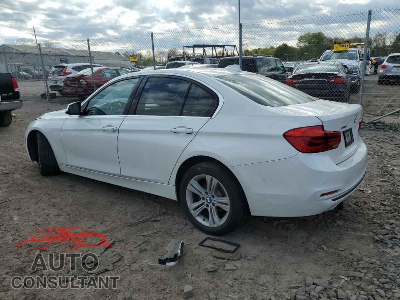 BMW 3 SERIES 2017 - WBA8D9C3XHA005422