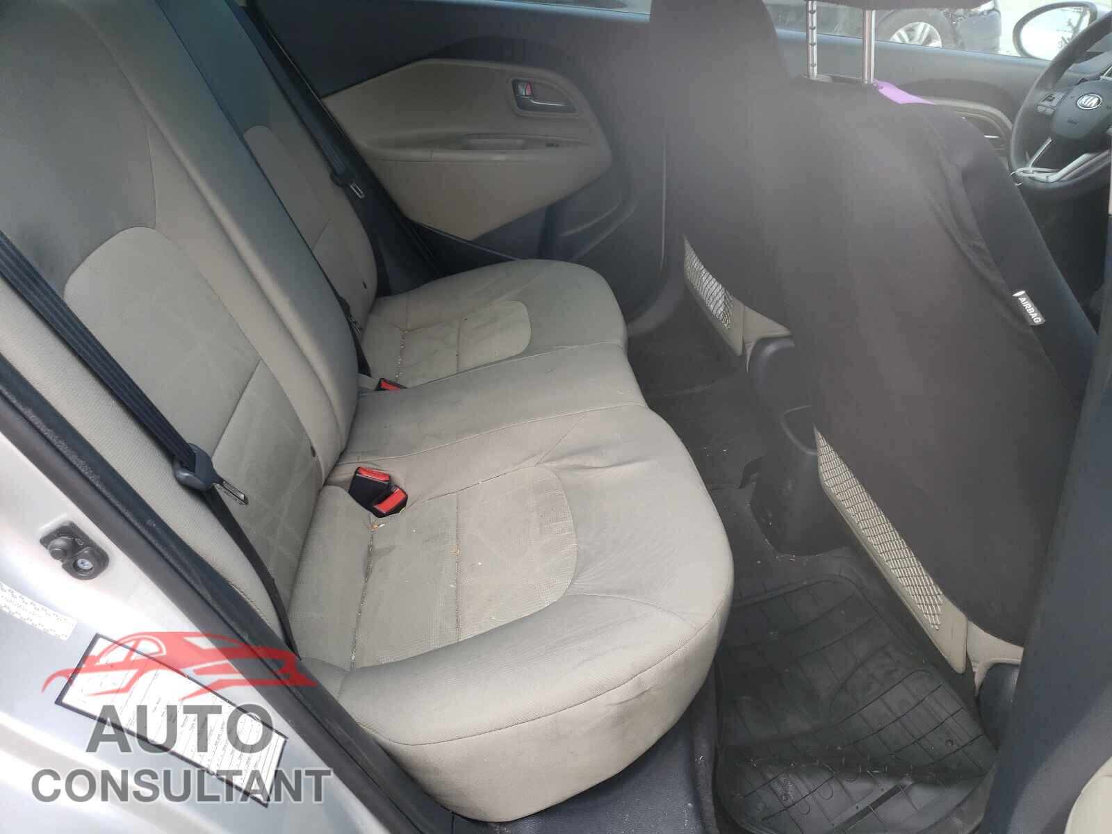 KIA RIO 2017 - KNADM4A39H6100822