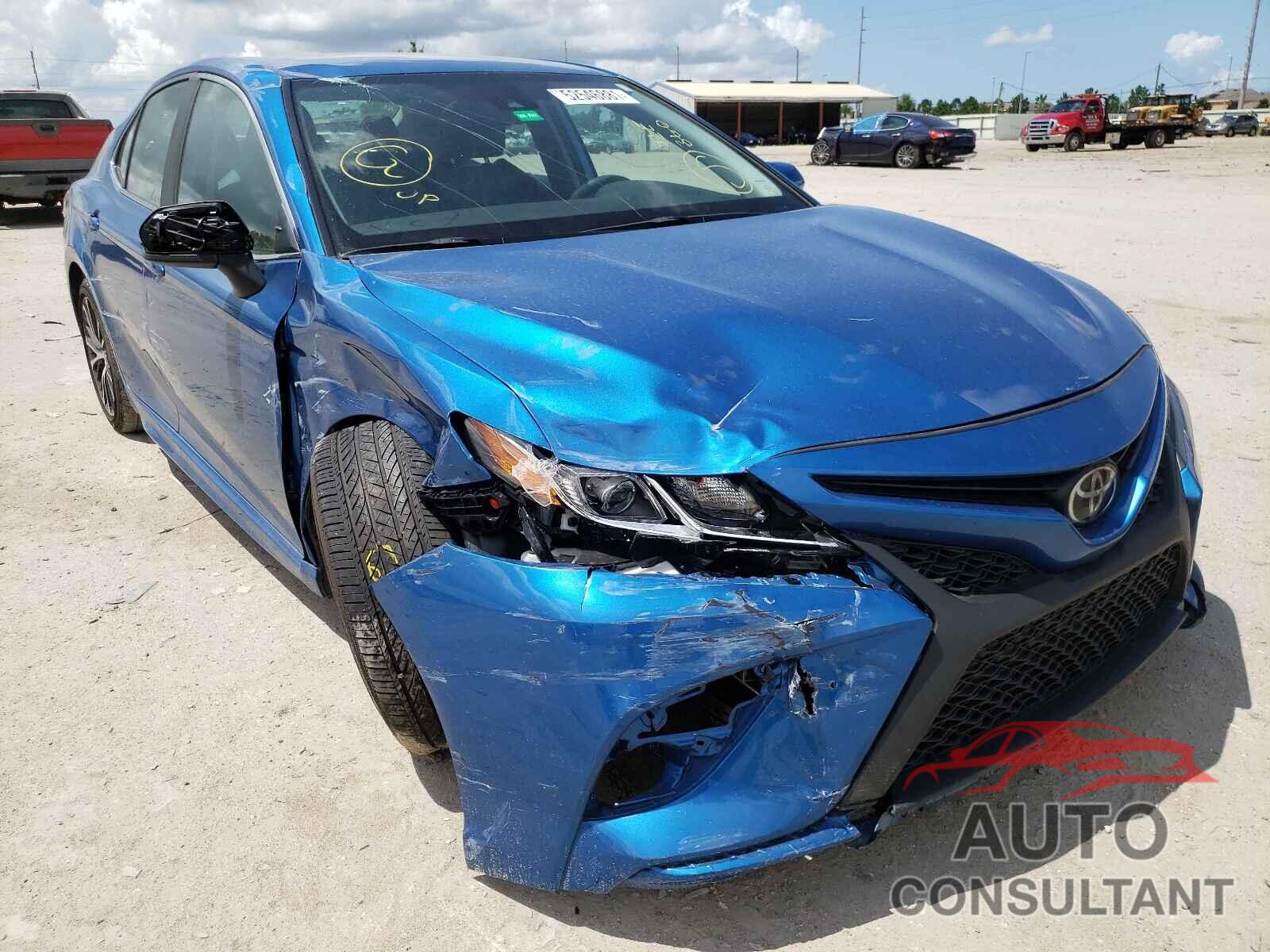 TOYOTA CAMRY 2020 - 4T1G11AK6LU383842