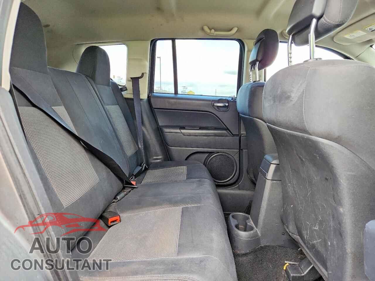 JEEP COMPASS 2012 - 1C4NJCBAXCD665589