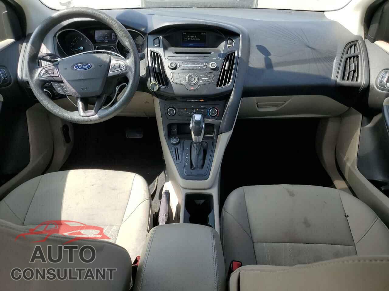 FORD FOCUS 2015 - 1FADP3F27FL348320