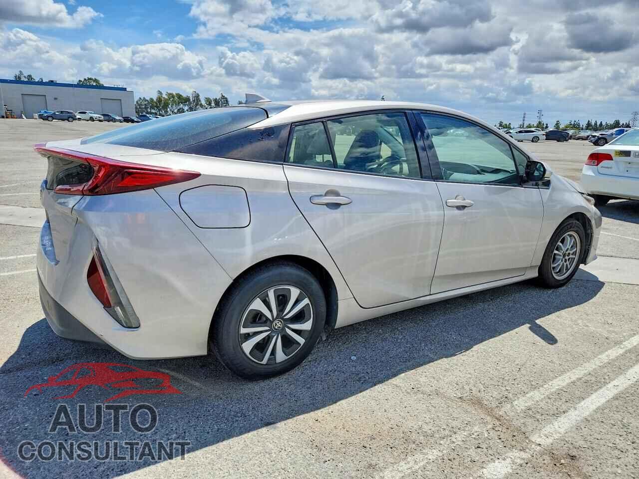 TOYOTA PRIUS 2017 - JTDKARFP8H3049794