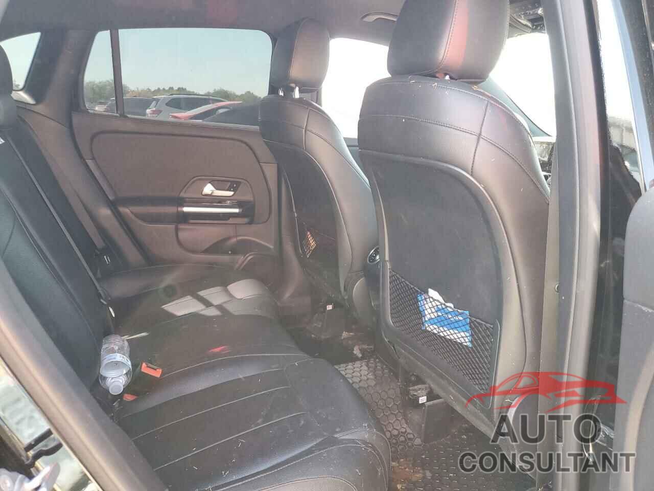 MERCEDES-BENZ GLA-CLASS 2021 - W1N4N4GB8MJ200568