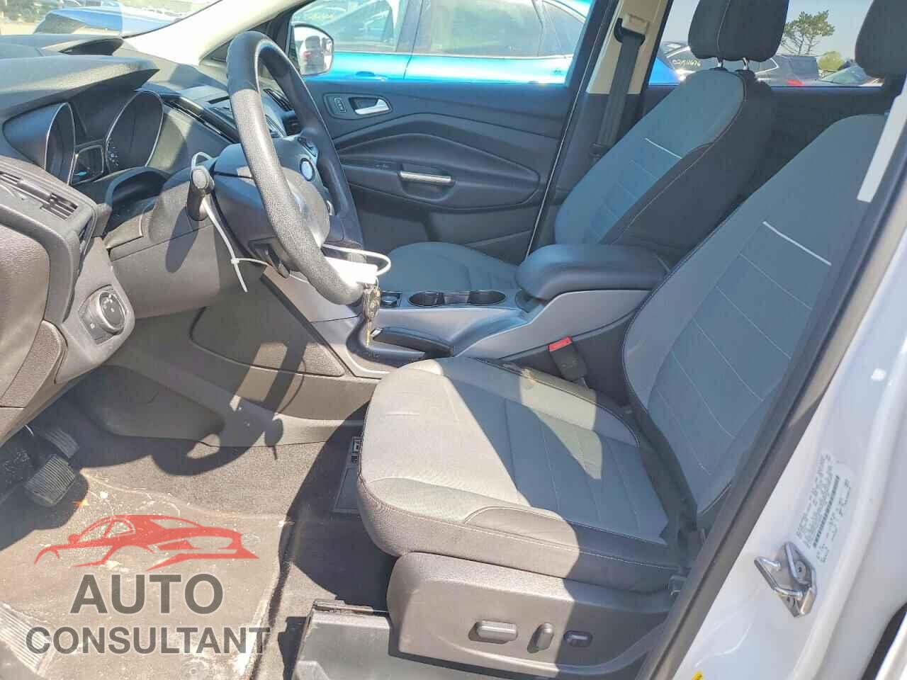 FORD ESCAPE 2015 - 1FMCU0G77FUC34556