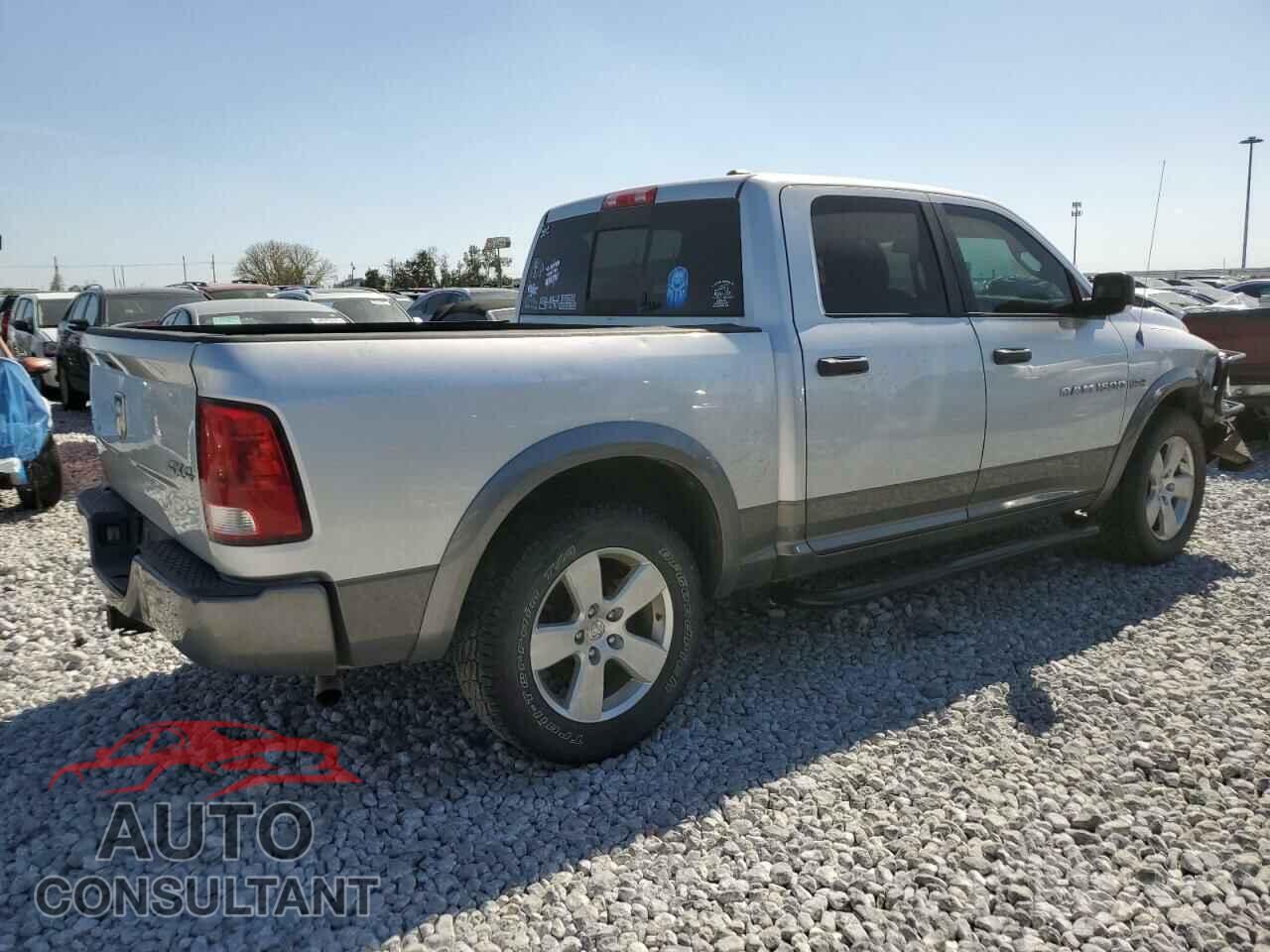 DODGE RAM 1500 2012 - 1C6RD7LT3CS247653