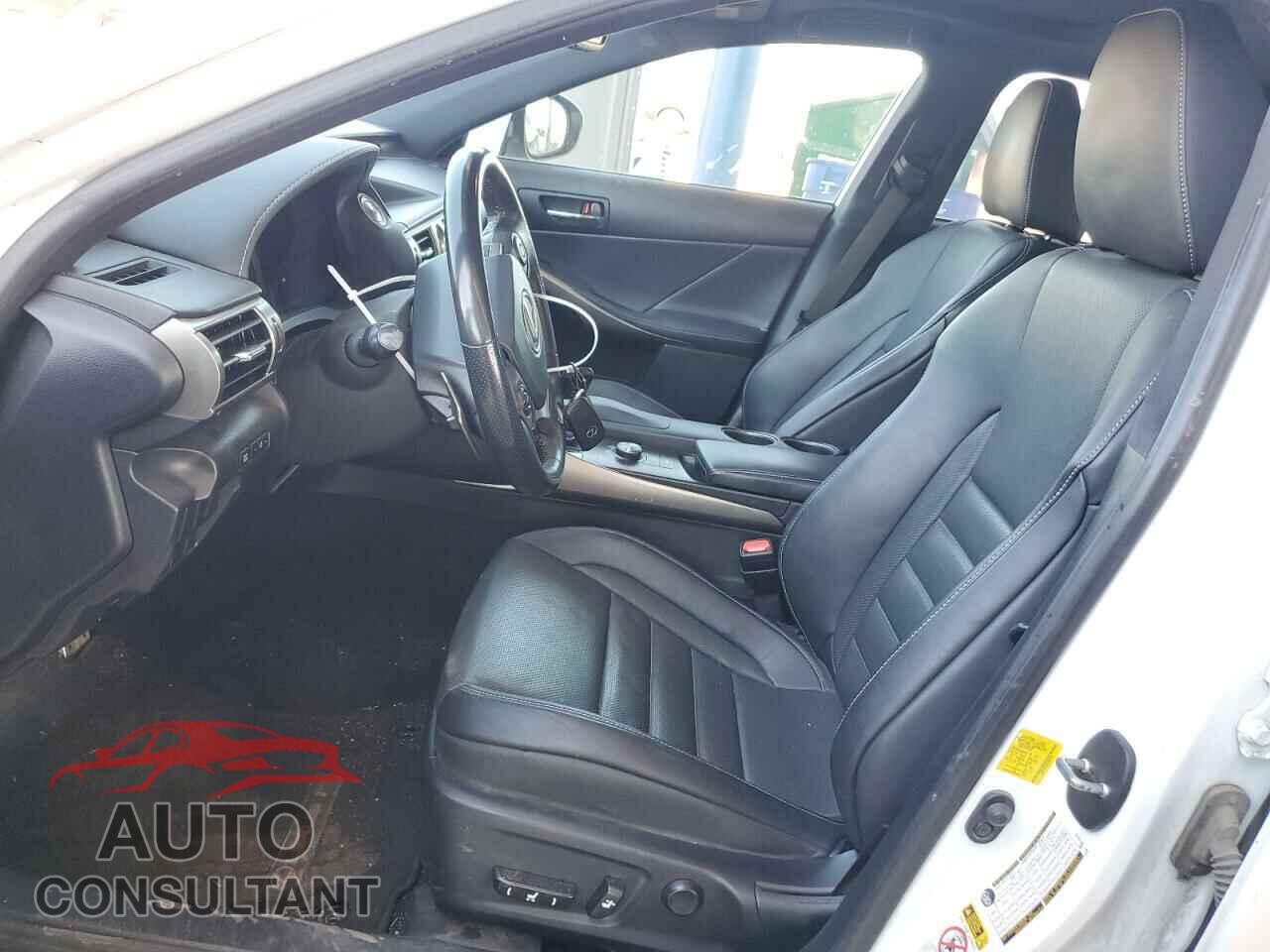 LEXUS IS 2015 - JTHCE1D27F5006730