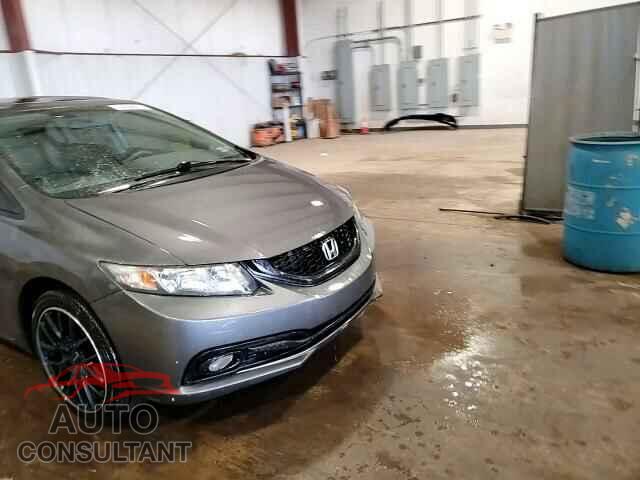 HONDA CIVIC 2013 - 2HGFB2F96DH519823