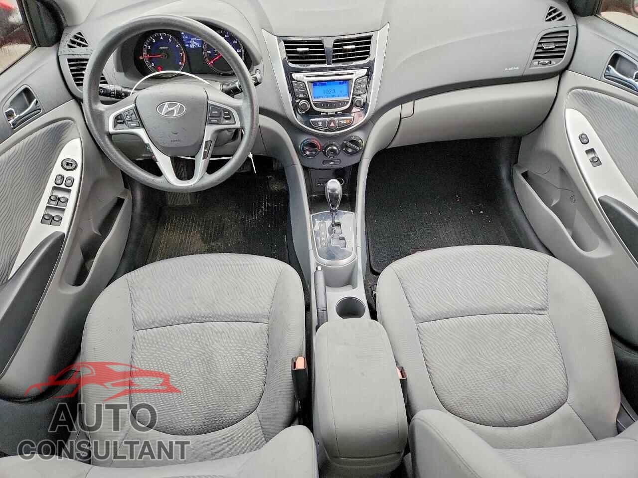 HYUNDAI ACCENT 2013 - KMHCU4AE3DU404892