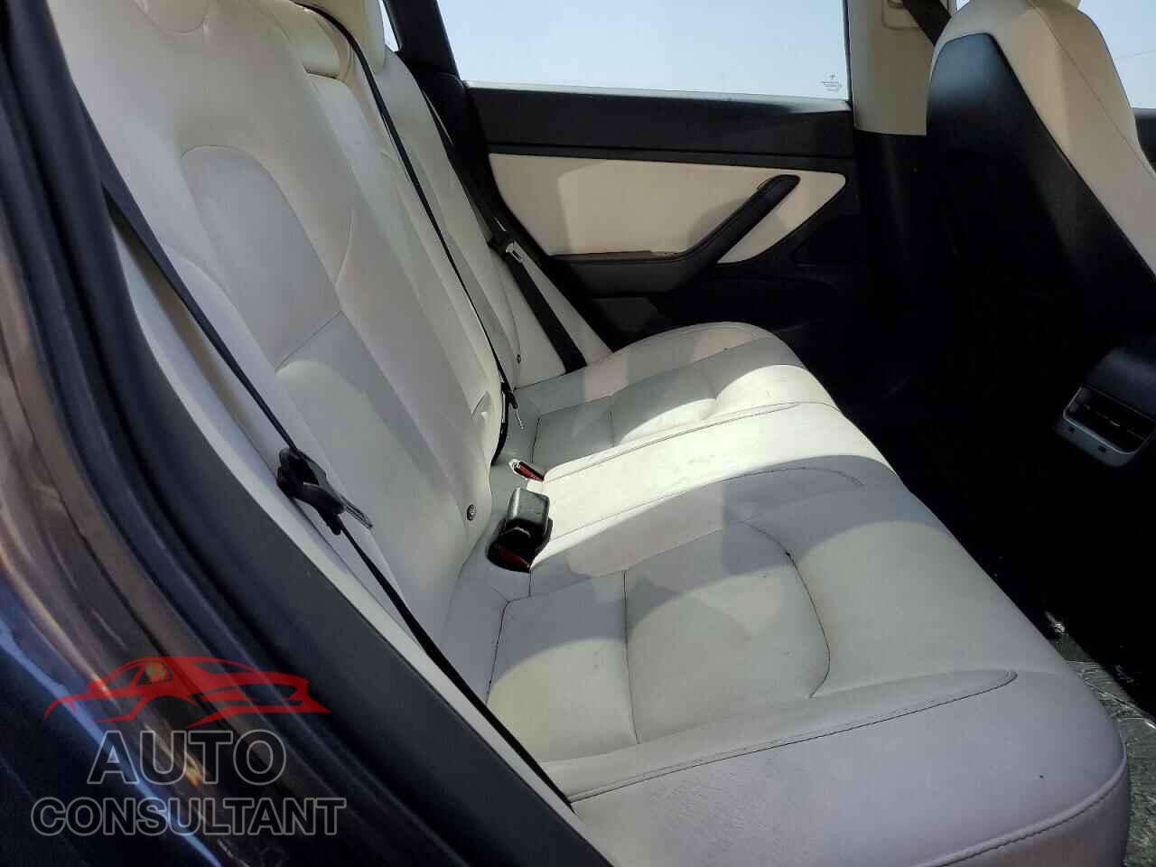 TESLA MODEL 3 2018 - 5YJ3E1EA1JF167489