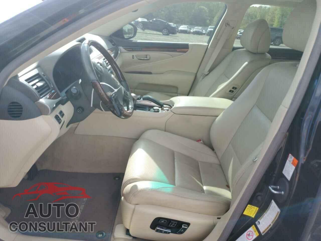 LEXUS LS460 2017 - JTHBL5EF0H5147040