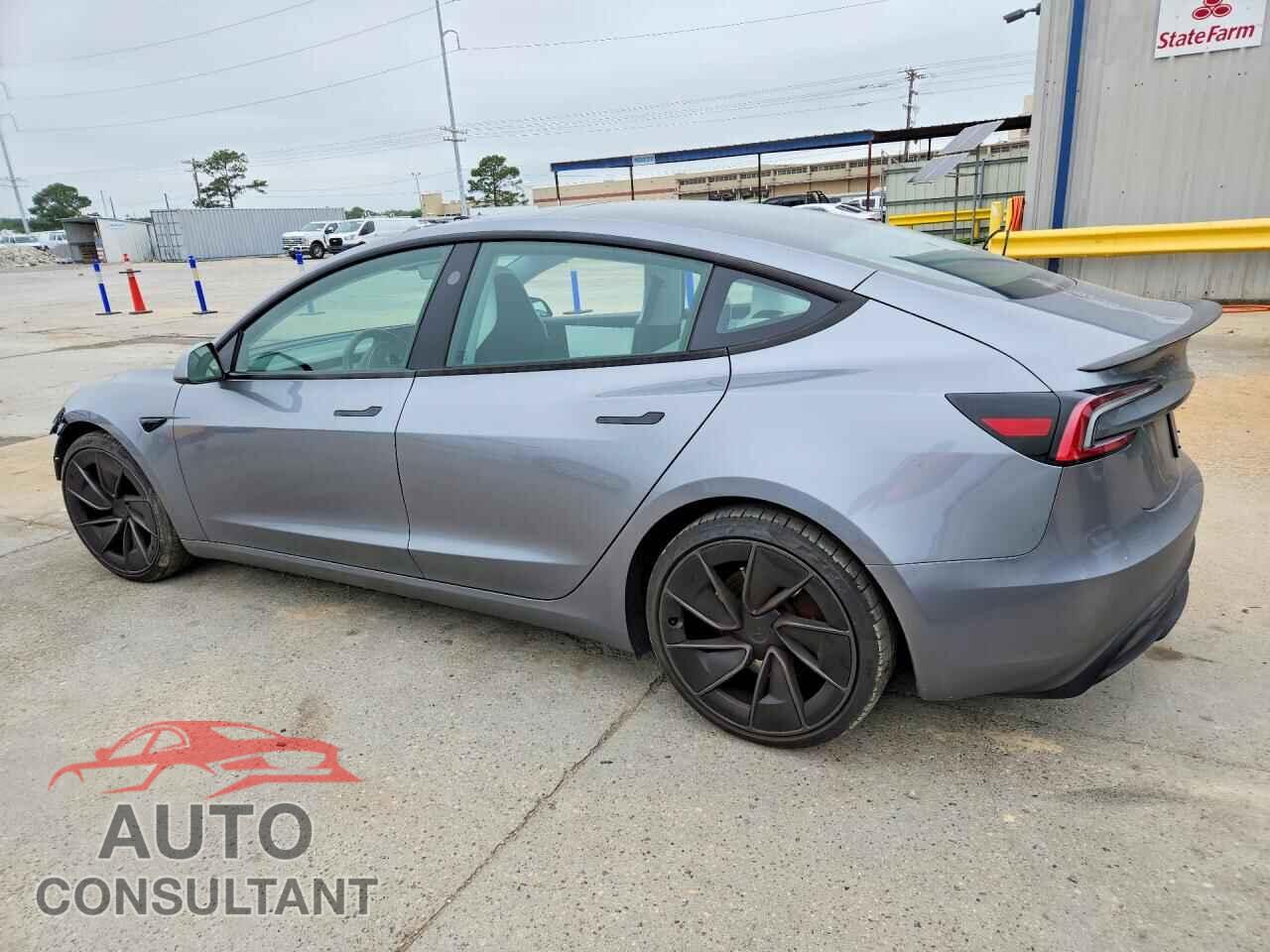 TESLA MODEL 3 2025 - 5YJ3E1ET5SF934540