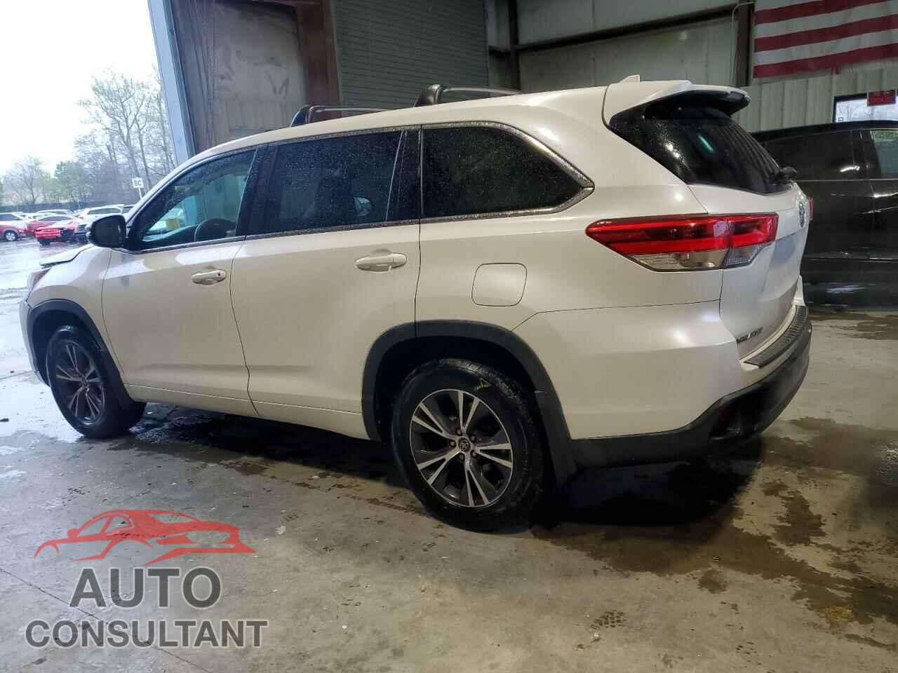 TOYOTA HIGHLANDER 2017 - 5TDBZRFH6HS437817