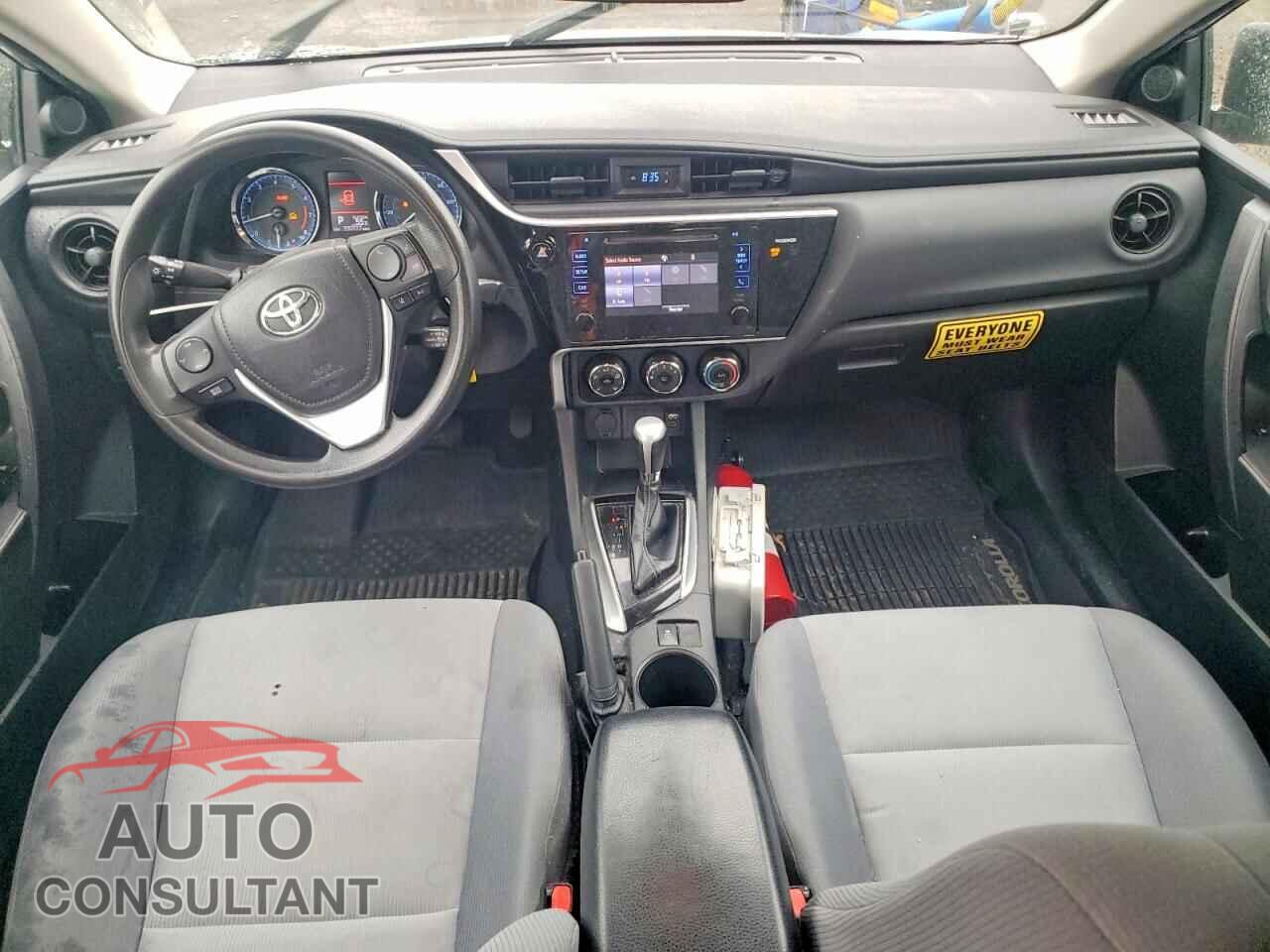 TOYOTA COROLLA 2017 - 2T1BURHE5HC762064