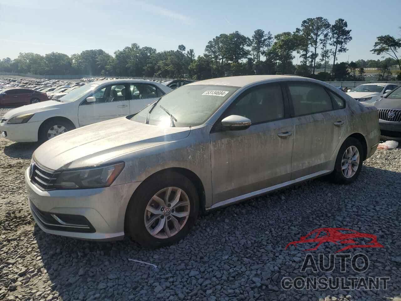 VOLKSWAGEN PASSAT 2018 - 1VWAA7A32JC050947