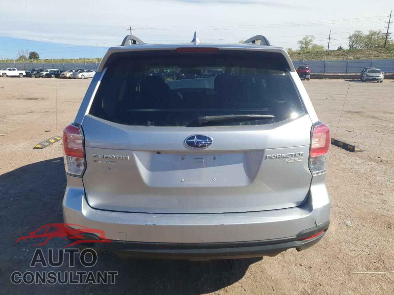 SUBARU FORESTER 2017 - JF2SJAEC6HH417202
