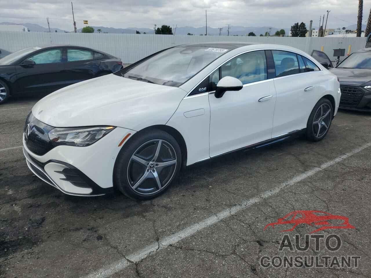 MERCEDES-BENZ EQE SEDAN 2023 - W1KEG2BB2PF014099