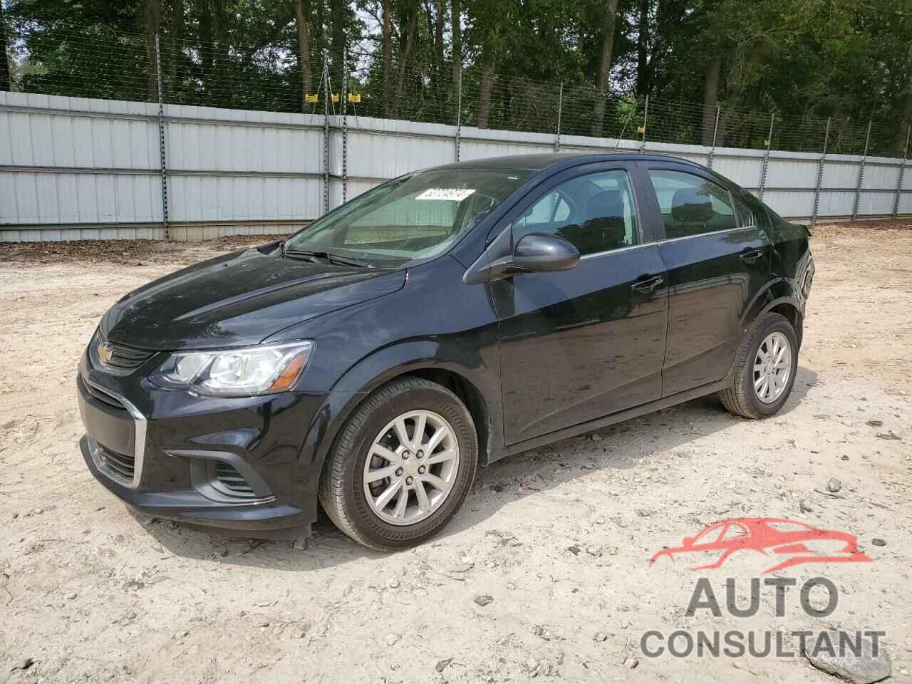 CHEVROLET SONIC 2018 - 1G1JD5SH8J4102786