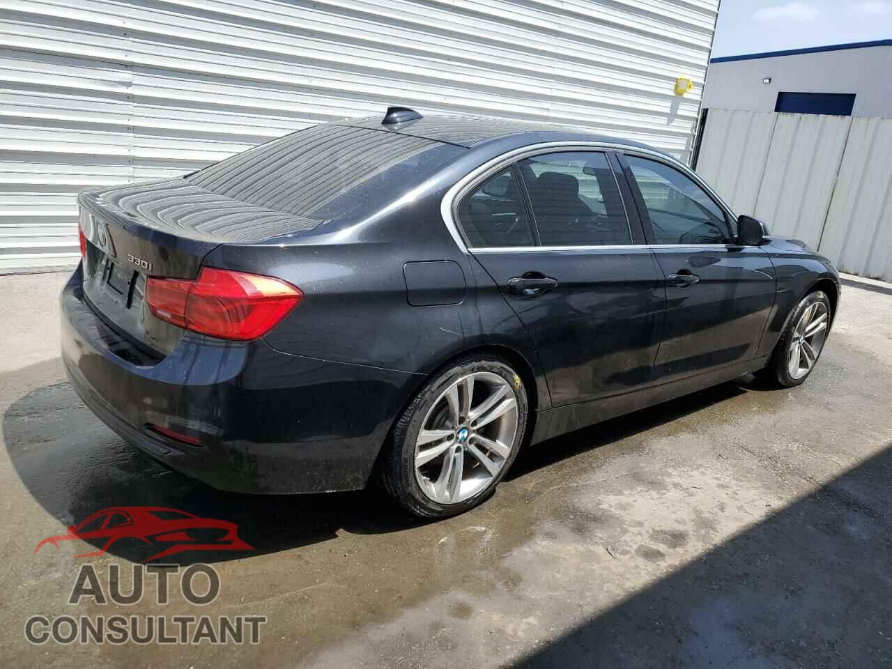 BMW 3 SERIES 2018 - WBA8B9C59JEE82741
