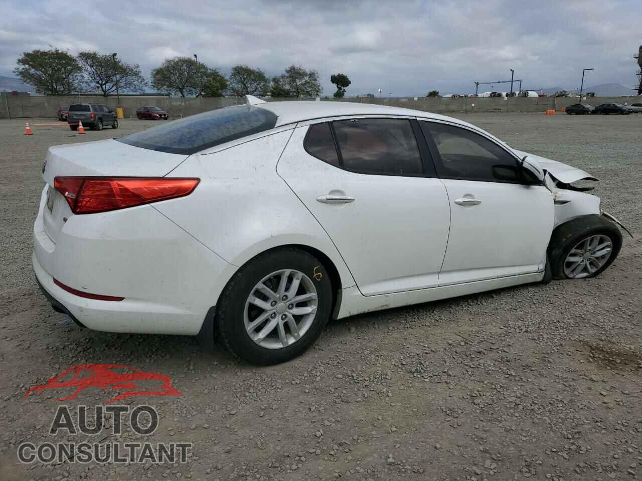 KIA OPTIMA 2013 - KNAGM4A75D5415004